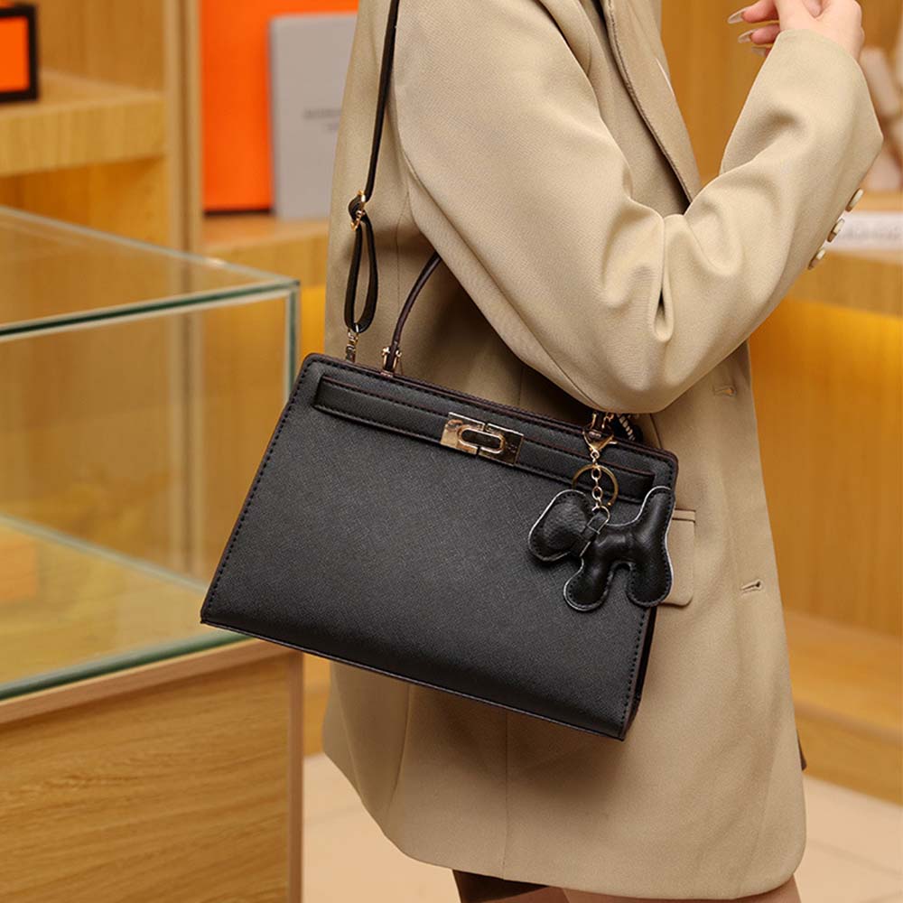 Divatos Női Crossbody Táska – Elegáns, Praktikus és Tágas Kézitáska Állítható Pánttal és Cipzáras Rekeszekkel